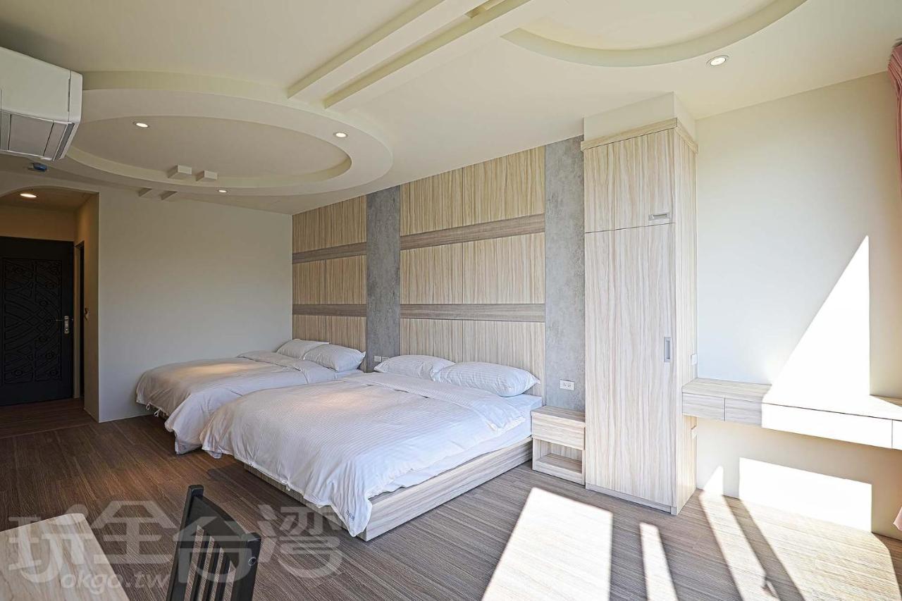 Riyuewan Homestay Yuchi Extérieur photo
