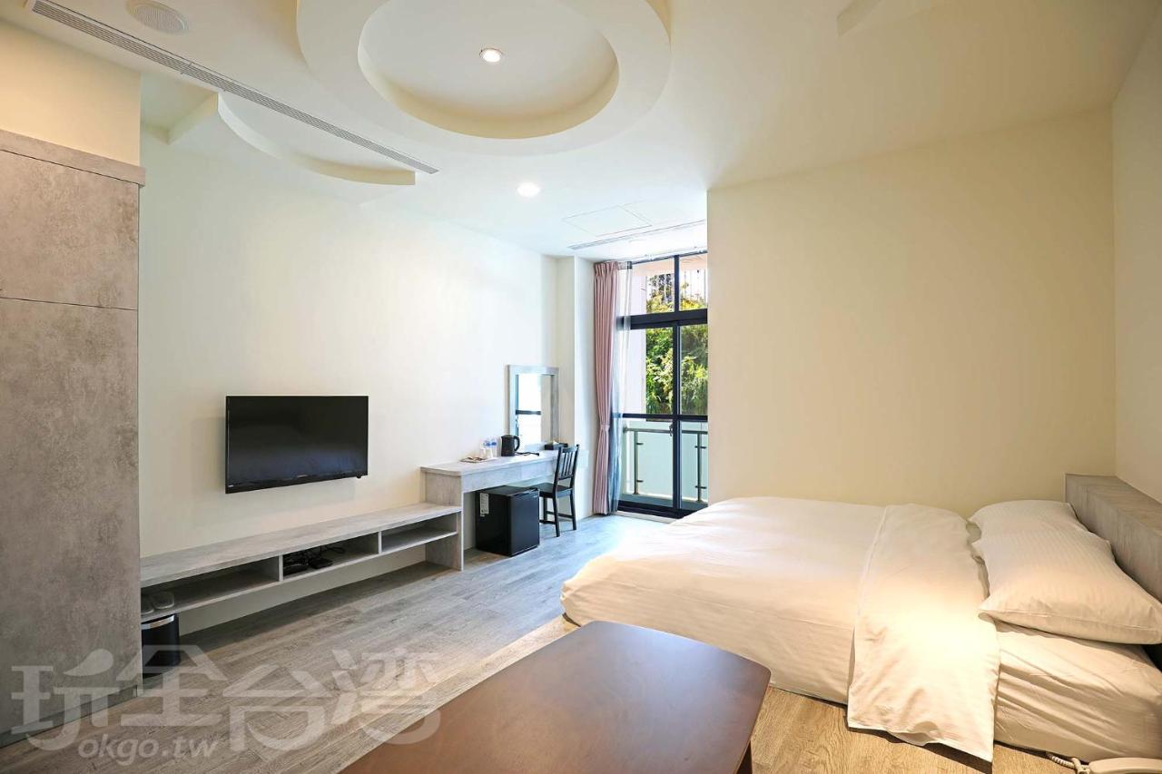 Riyuewan Homestay Yuchi Extérieur photo